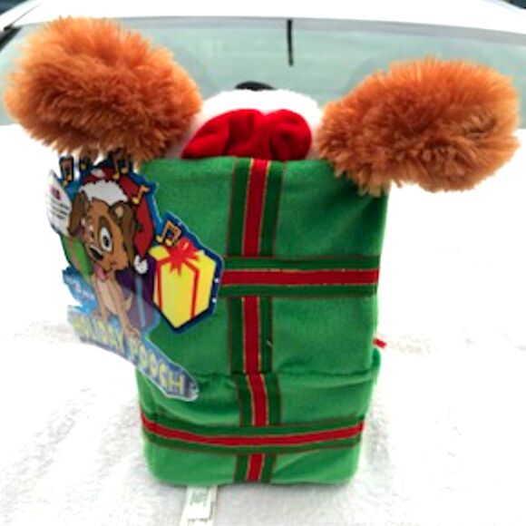 Holiday Pooch - Squeeze The Paw and ............ The Ears Flap and it Sings - Picture 4 of 4